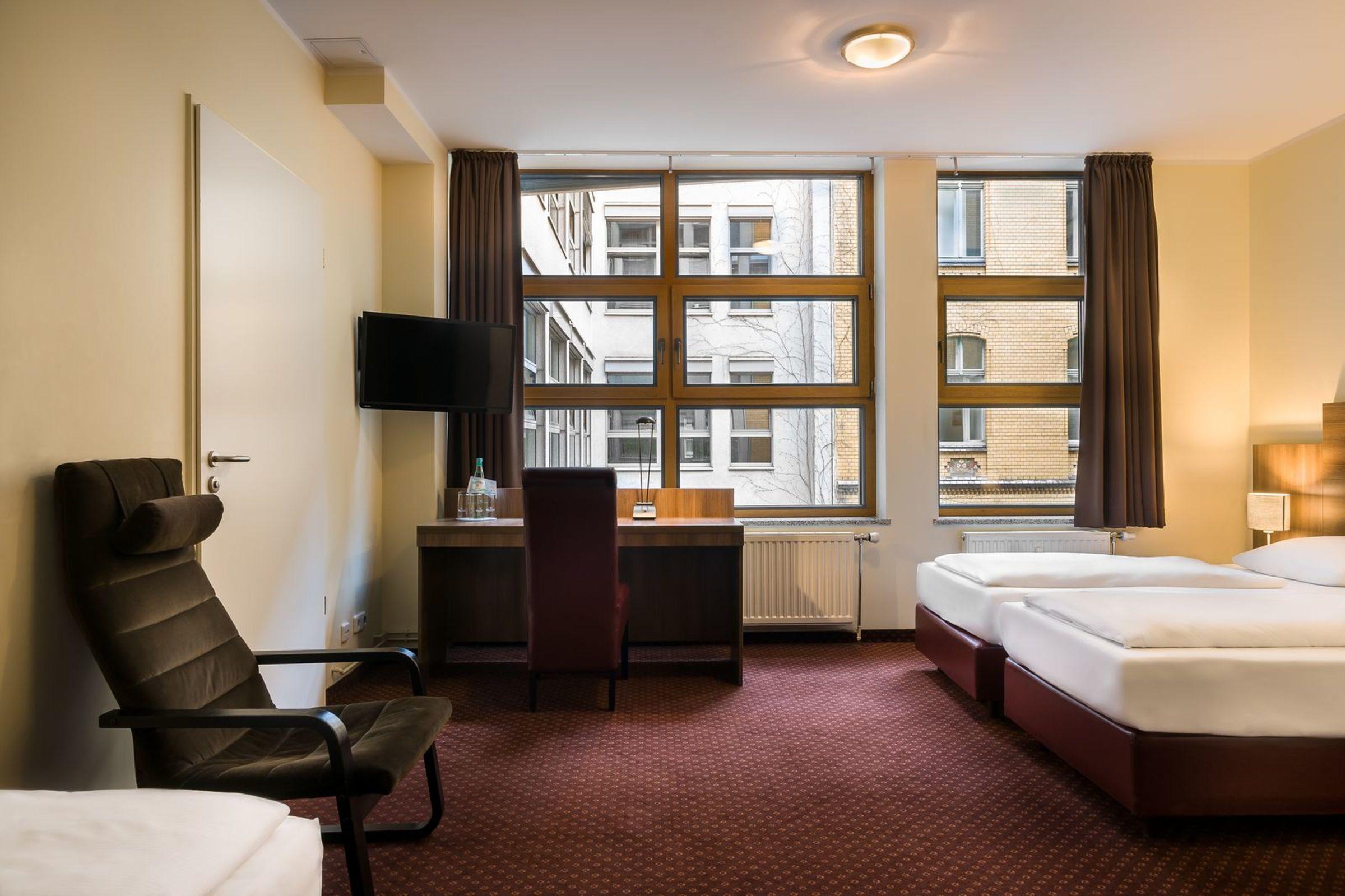 Garner Hotel Berlin - Schoeneberg By Ihg Bagian luar foto