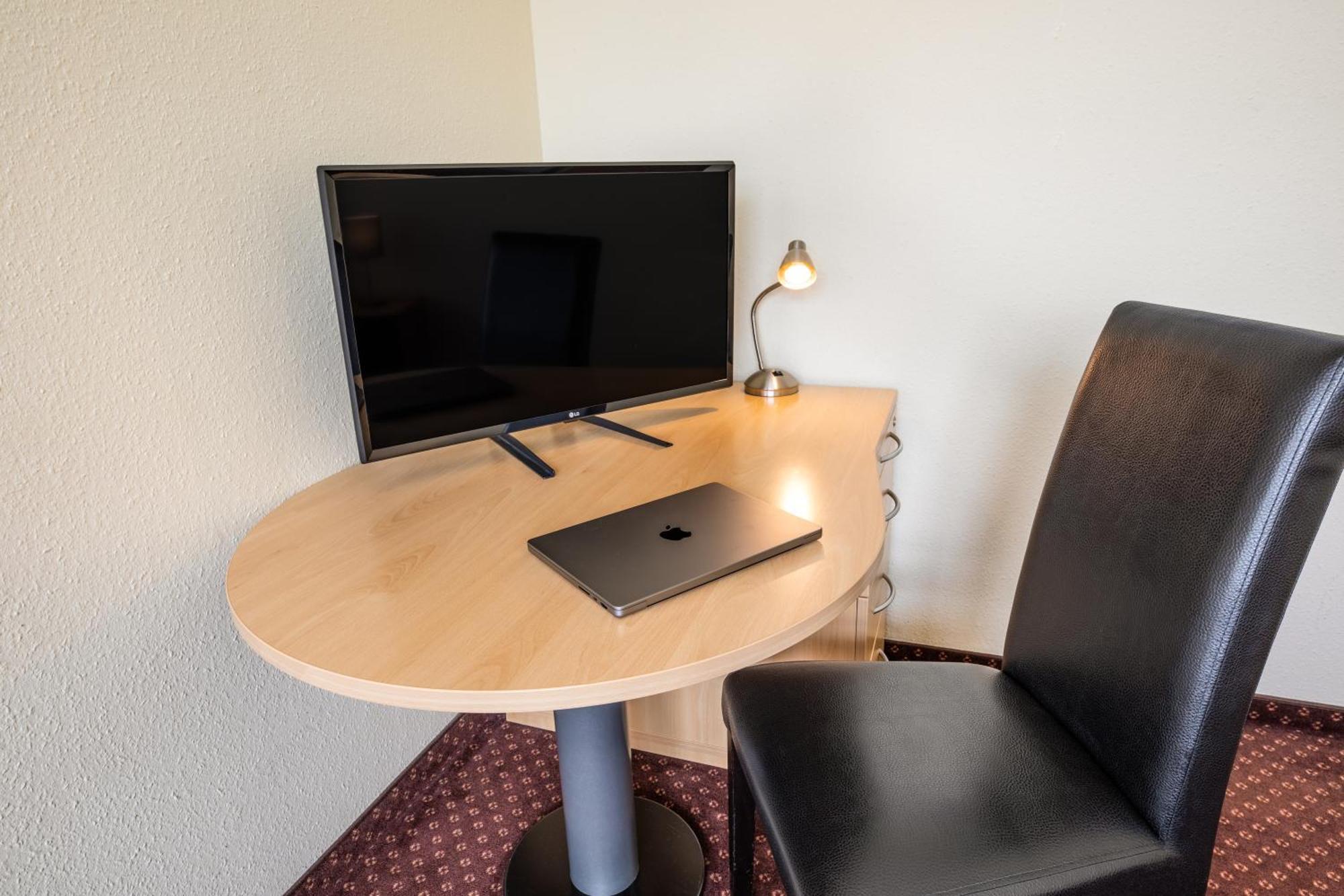Garner Hotel Berlin - Schoeneberg By Ihg Bagian luar foto