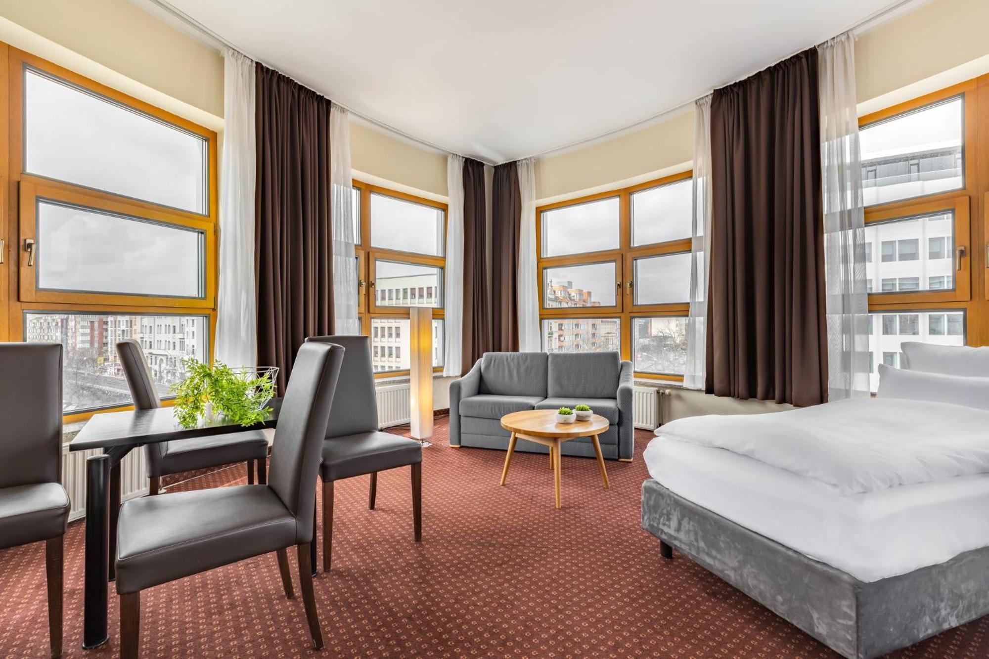 Garner Hotel Berlin - Schoeneberg By Ihg Bagian luar foto